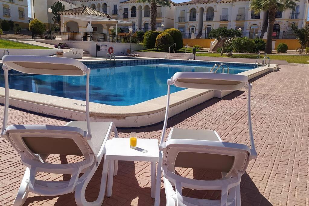 Villamartin Golf Lovers Home سان ميجيل دي ساليناس المظهر الخارجي الصورة